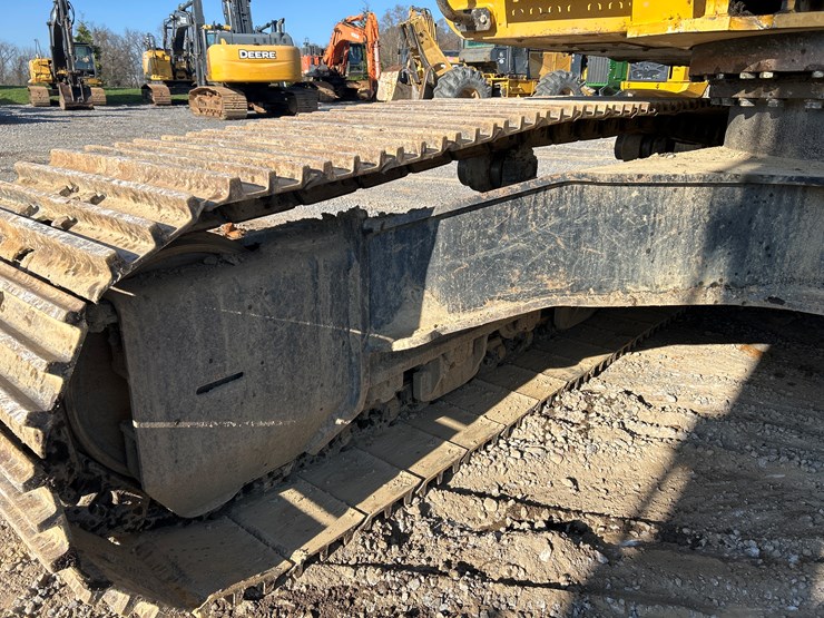 2019-deere-350g-lc-image-63