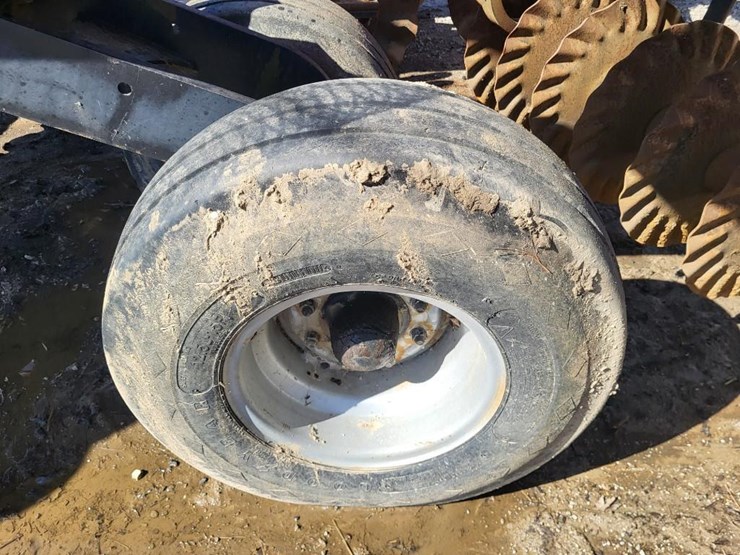 case-ih-true-tandem-330-turbo-image-21