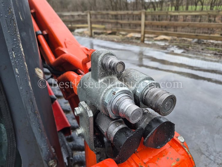 2023-kubota-svl97-2-image-11