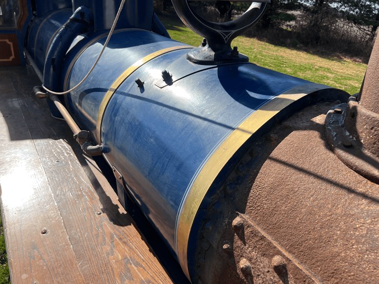 frick-steam-locomotive-with-track-image-89