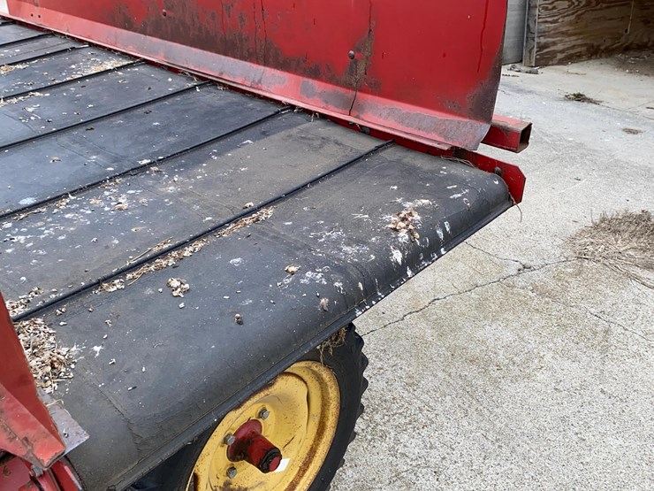 new-holland-144-image-14