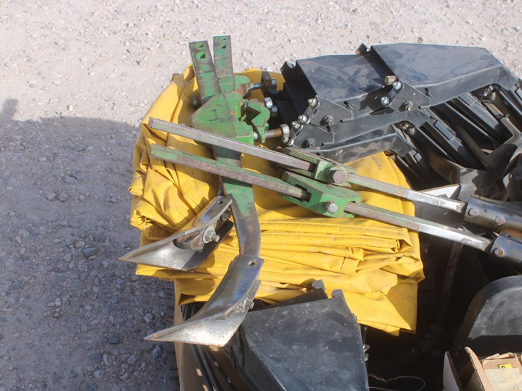 john-deere-7200-image-65