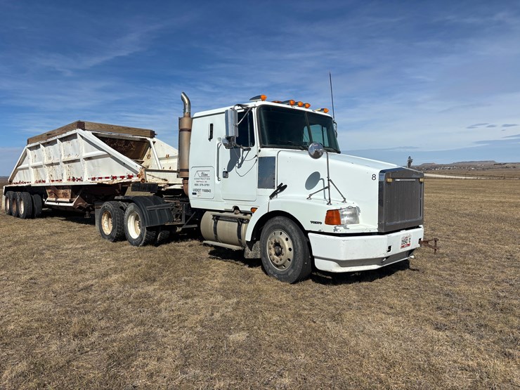 1996-volvo-aero-semi-image-5