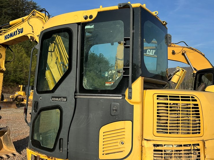 2017-komatsu-pc88mr-10-image-44