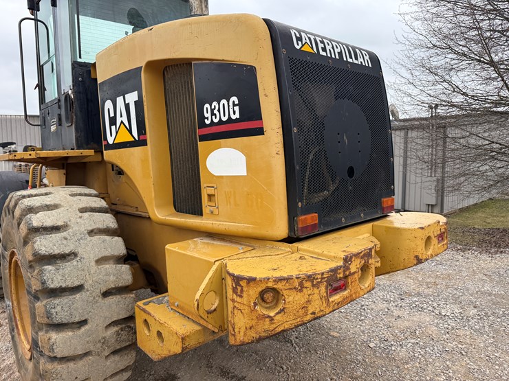 2005-caterpillar-930g-image-36