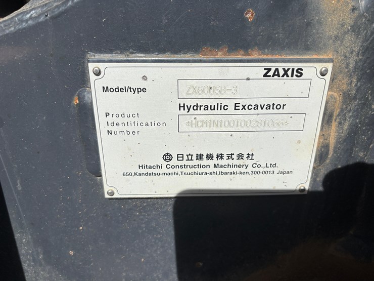 hitachi-60d-hydraulic-excavator-image-10