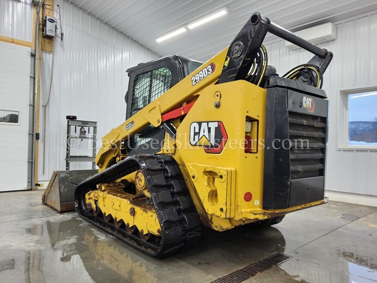 2020-caterpillar-299d3-image-3