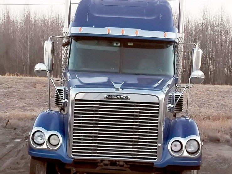 freightliner-cascadia-tractor-2015-freightliner-cascadia-3alxfb007gdg85229-mileage:-does-not-r-image-4