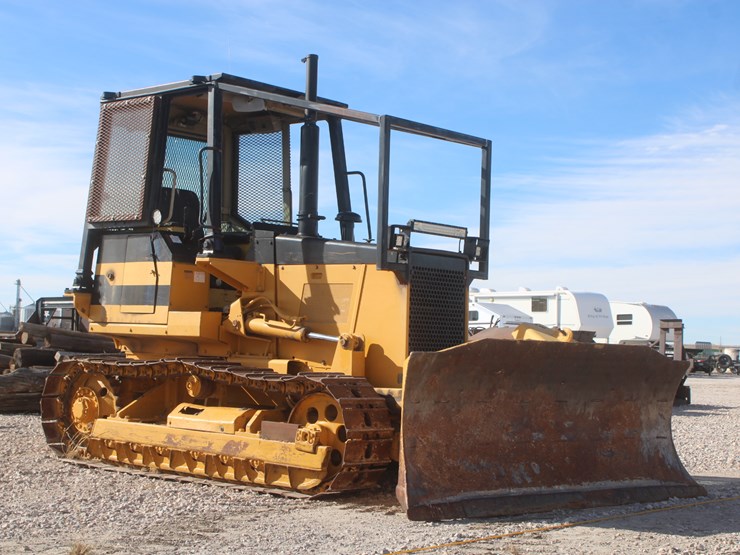 1990-komatsu-d37e-image-1