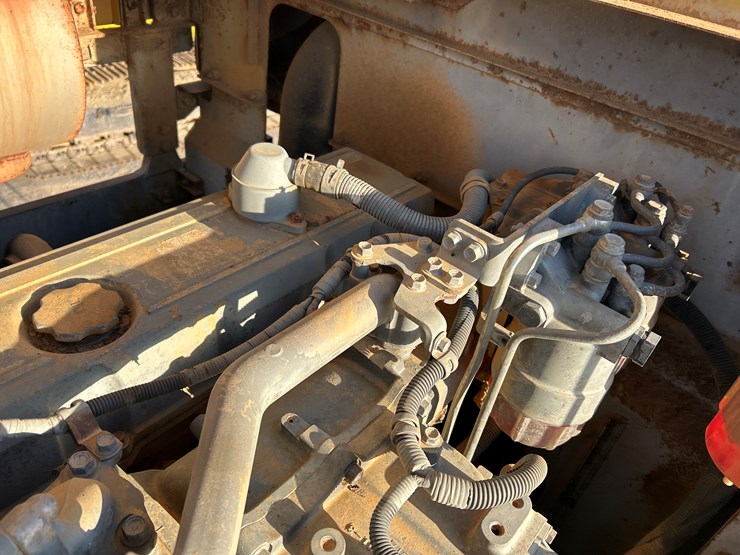 2006-deere-650d-lc-image-39