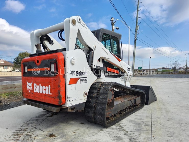 2017-bobcat-t770-image-5