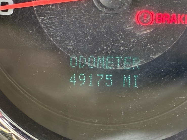 2011-chevrolet-2500-image-15