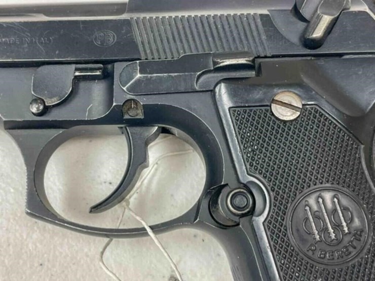 beretta-pistol-image-6