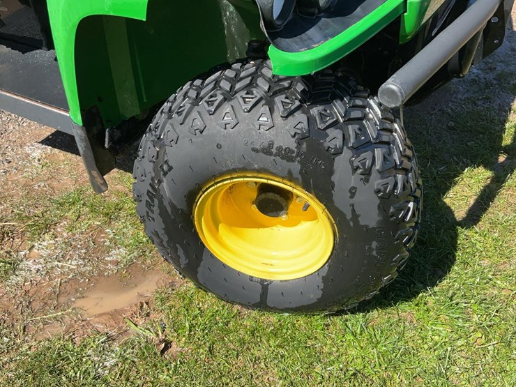 john-deere-gator-image-19