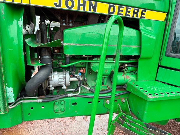 john-deere-4640-image-29