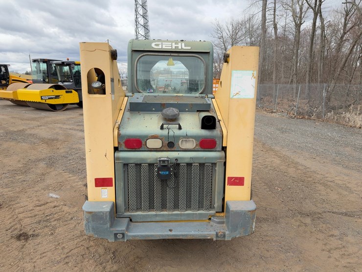 2006-gehl-5640-image-4