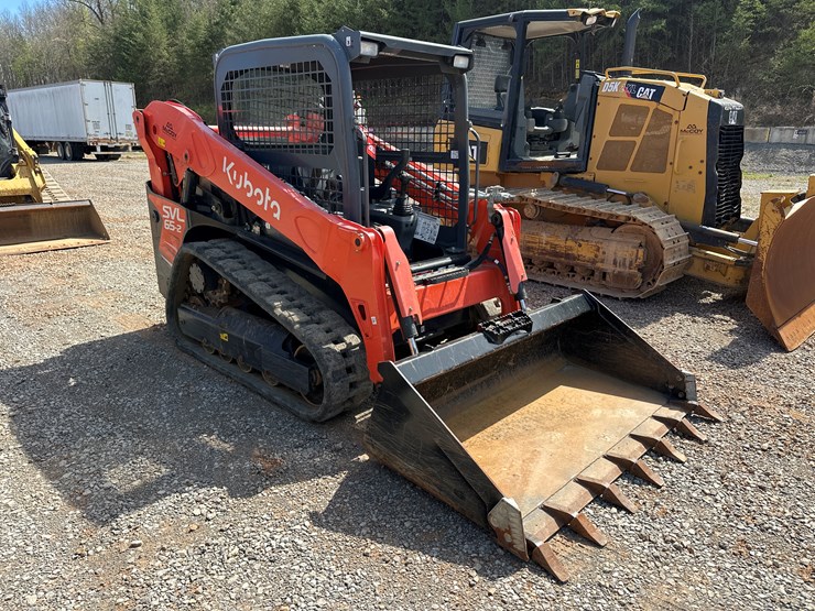 2023-kubota-svl65-2-image-7