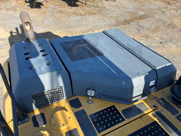 2019-deere-350g-lc-image-33