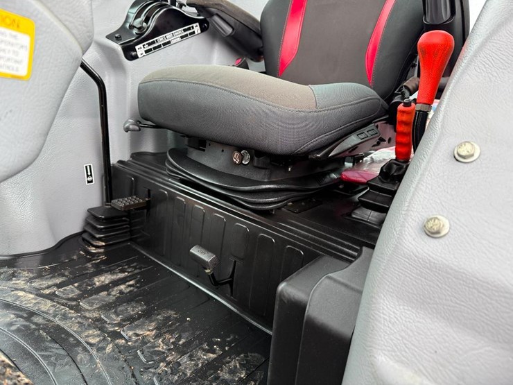 mahindra-7095-image-44