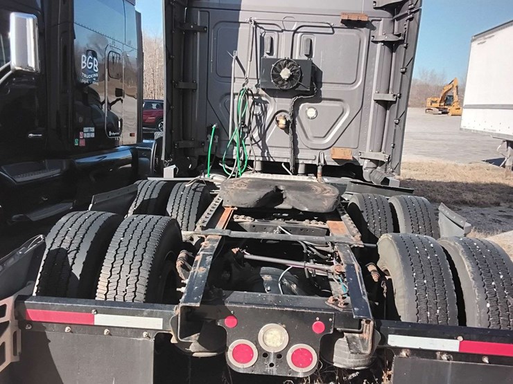 2020-freightliner-pt126sl-1fujhhdr0lllf2426-mileage:-image-24