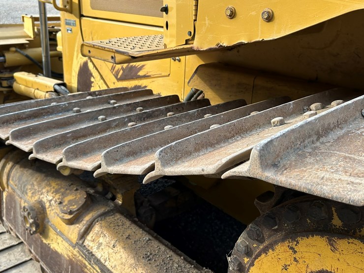 2015-caterpillar-d6t-lgp-image-84
