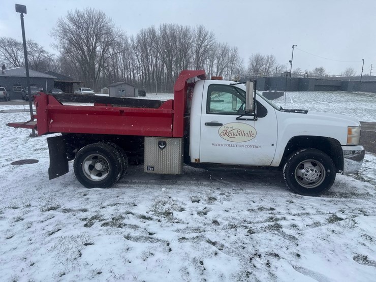 chevrolet-3500-image-6