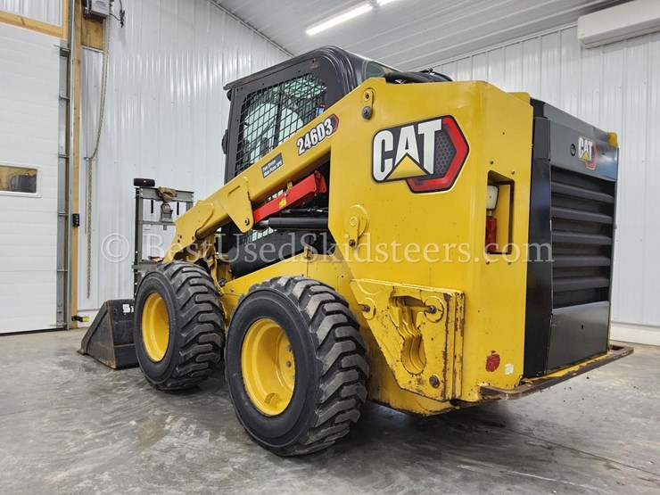 2019-caterpillar-246d3-image-7
