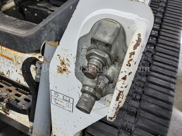 2019-bobcat-t595-image-20
