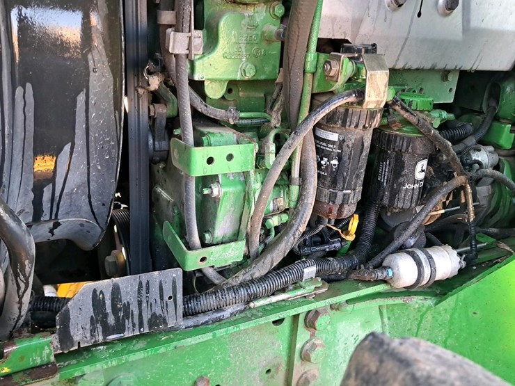 2010-john-deere-6230-image-14