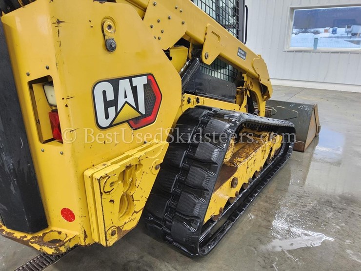 2020-caterpillar-299d3-image-10