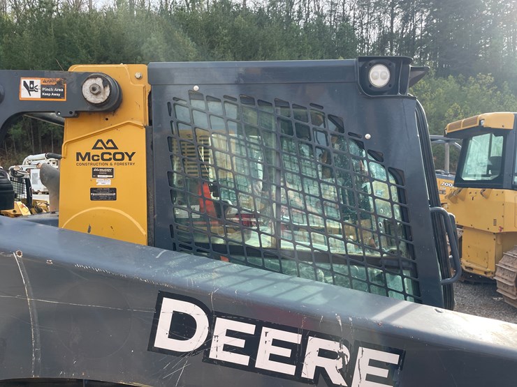 2019-deere-333g-image-39