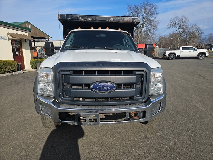 2014-ford-f550-xl-image-8
