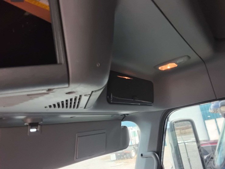 2018-freightliner-glider-3alxfbcg6jdju6496-mileage:-841274-image-22