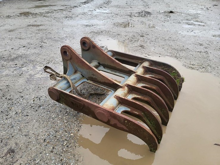 hyundai-robex-130-lc-image-44