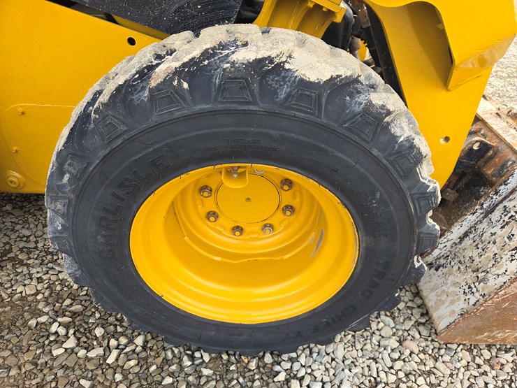 massey-ferguson-8-image-47