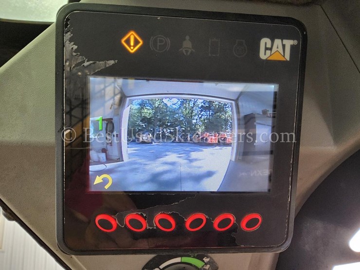 2018-caterpillar-249d-image-29