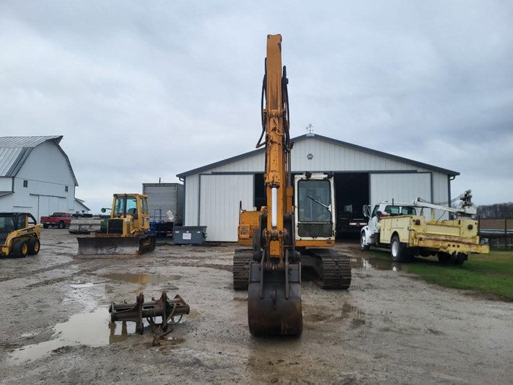 hyundai-robex-130-lc-image-8