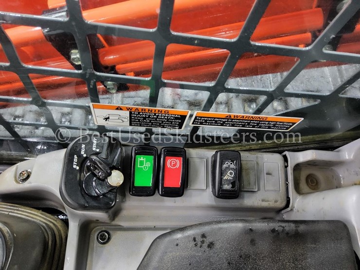 2023-kubota-svl97-2-image-23