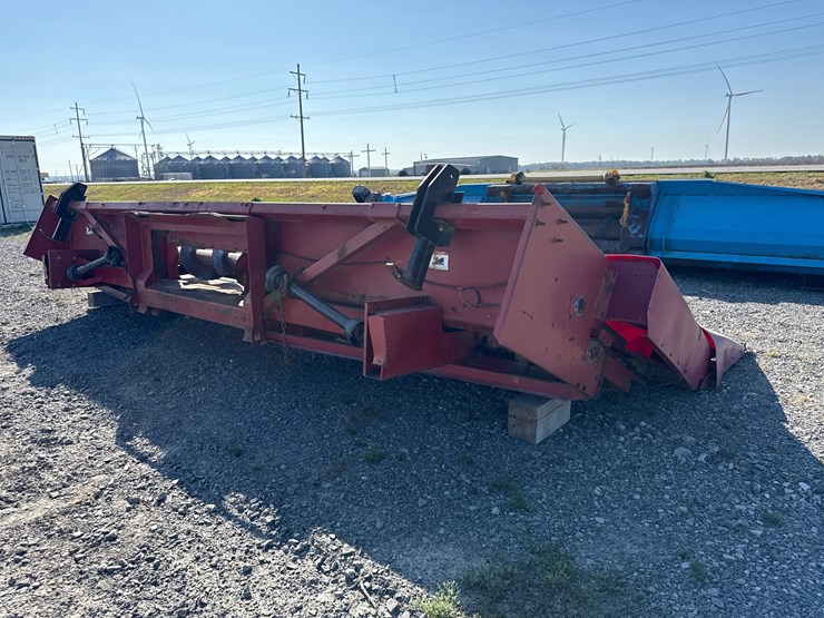 case-ih-1083-image-2