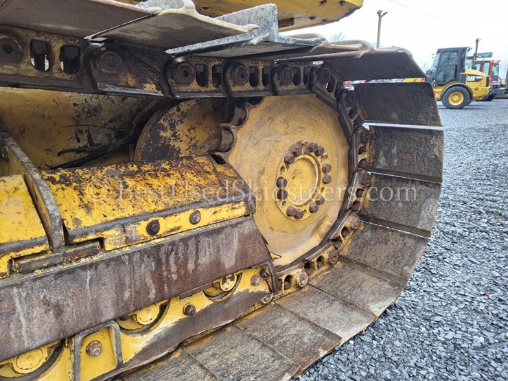 2017-deere-650k-image-25