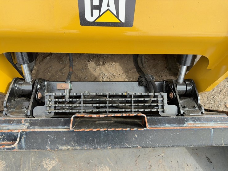 2018-caterpillar-289d-image-10