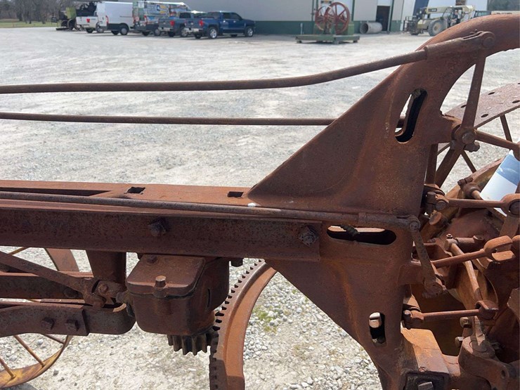 moline-universal-image-24