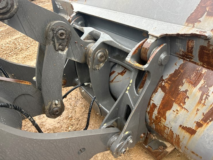 2019-volvo-l90h-image-16