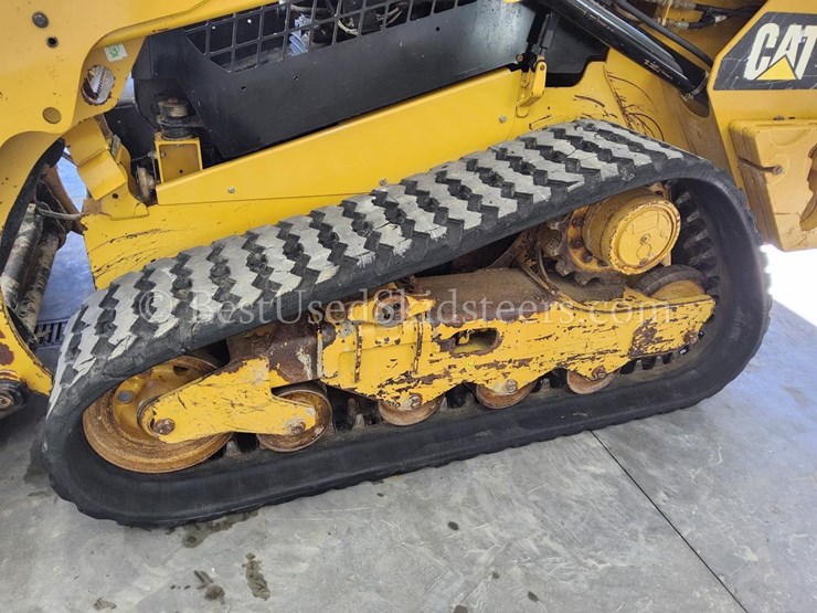 2016-caterpillar-259d-image-18