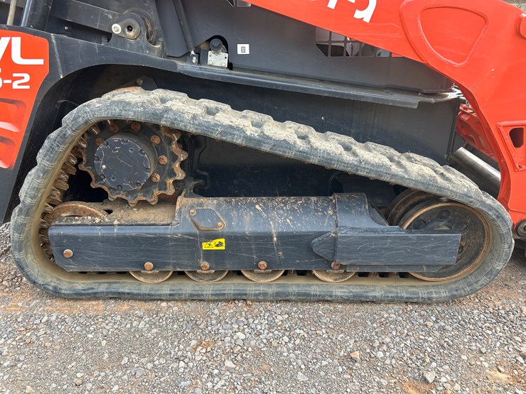 2023-kubota-svl65-2-image-54