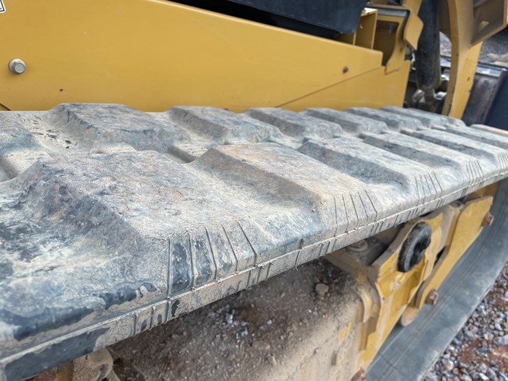 2017-caterpillar-259d-image-62