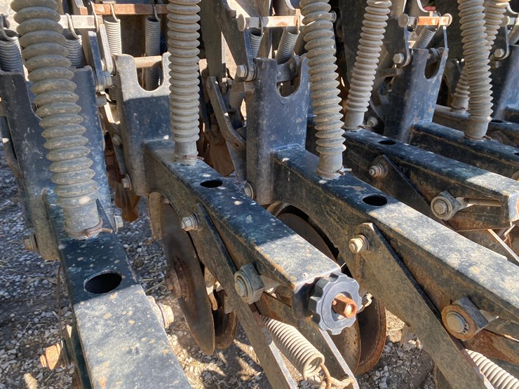 great-plains-solid-stand-30-image-91