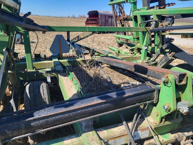 great-plains-2200tt-image-66