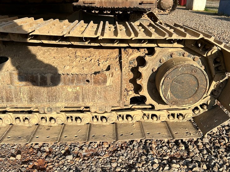 2017-komatsu-pc88mr-10-image-60