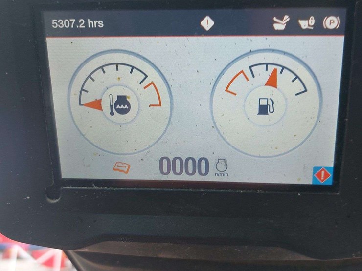 2023-bobcat-s62-image-34